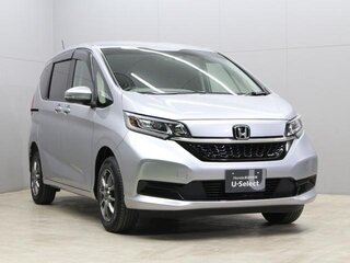 2023 Honda Freed II Рестайлинг, серебристый, 1276000 рублей, вид 1