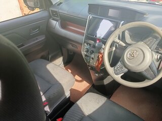 2020 Toyota Roomy I, чёрный, 1010000 рублей, вид 5