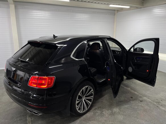 2017 Bentley Bentayga I, чёрный - вид 13