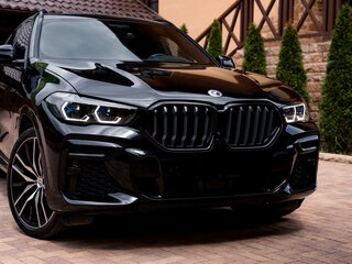 2022 BMW X6 30d III (G06), чёрный, 9000000 рублей, вид 1