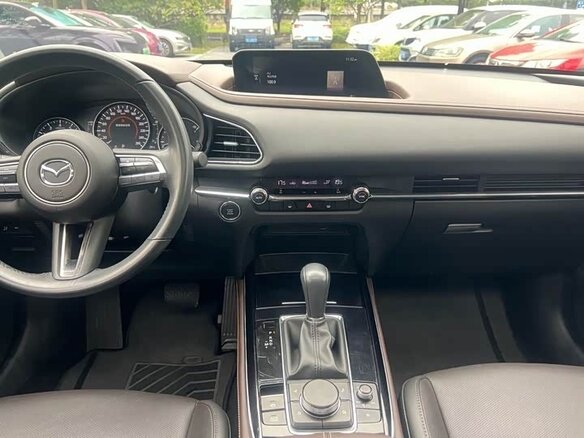 2021 Mazda CX-30 I, красный, 1477777 рублей - вид 6