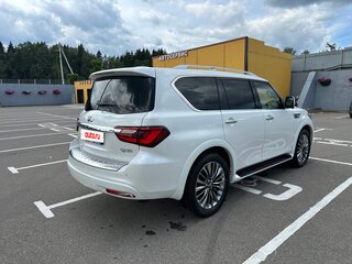 2021 Infiniti QX80 I Рестайлинг 3, белый, 8000000 рублей, вид 5