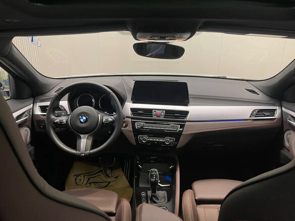 2021 BMW X2 sDrive20i I (F39), белый, 1685000 рублей - вид 16