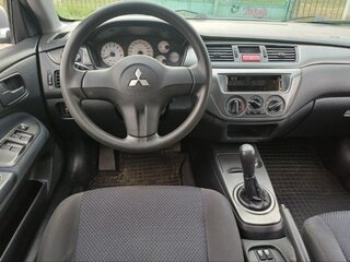 2006 Mitsubishi Lancer IX Рестайлинг, серебристый, 298000 рублей, вид 3