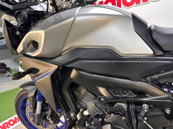 2015 Yamaha MT-09 Tracer (FJ-09), серебристый, 645000 рублей - вид 13