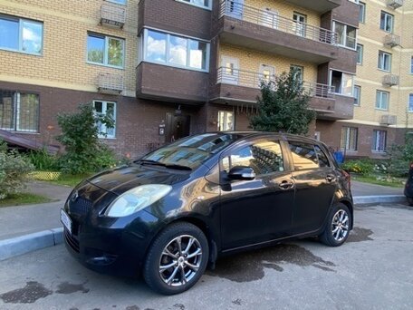 2005 Toyota Vitz II (XP90), чёрный, 549000 рублей, вид 5