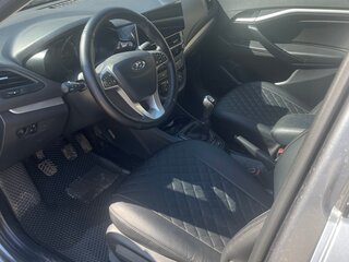 2018 Lada (ВАЗ) Vesta I, серебристый, 900000 рублей, вид 3