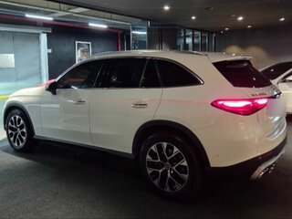 2026 Mercedes-Benz GLC 220 d II (X254), белый, 9658000 рублей, вид 3