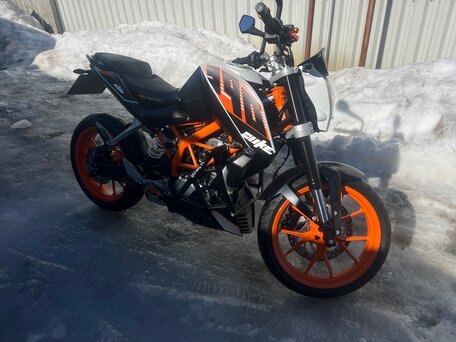 2014 KTM 390 Duke, белый, 365000 рублей, вид 4