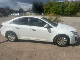 2013 Chevrolet Cruze I Рестайлинг, белый, 380000 рублей, вид 3