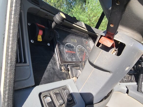 2004 Freightliner Columbia, белый, 1300000 рублей - вид 18