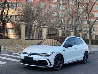 2021 Volkswagen Golf VIII, белый, 2299000 рублей, вид 1