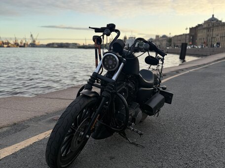 2014 Harley-Davidson Sportster 883, чёрный, 833000 рублей, вид 1