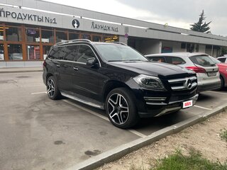 2015 Mercedes-Benz GL-Класс 550 II (X166), чёрный, 2075000 рублей, вид 3