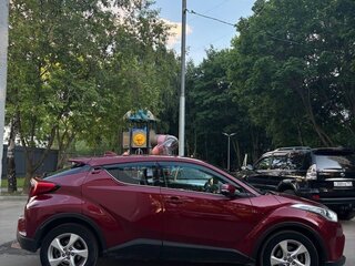 2019 Toyota C-HR I, красный, 2700000 рублей, вид 5