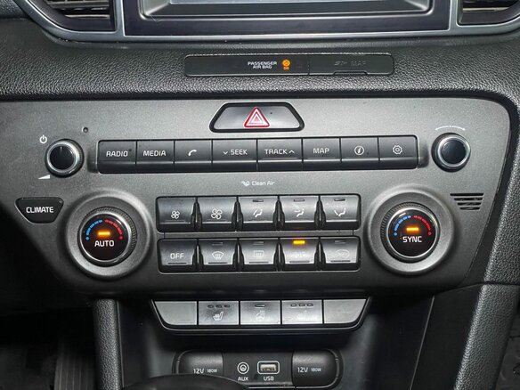 2017 Kia Sportage IV, белый, 1799000 рублей - вид 12