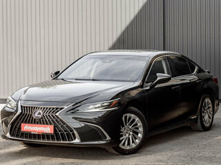 2021 Lexus ES 300h VII, чёрный, 3490000 рублей, вид 1