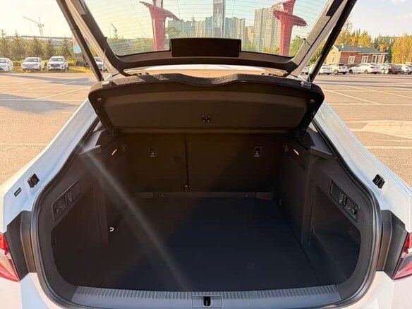 2023 Skoda Superb III Рестайлинг, белый, 2712000 рублей - вид 18