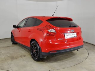 2014 Ford Focus III, красный, 690000 рублей, вид 5