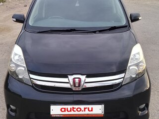 2011 Toyota ISis I Рестайлинг, чёрный, 1250000 рублей, вид 1