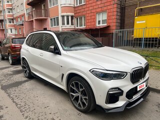 2020 BMW X5 M50d IV (G05/G18), белый, 8550000 рублей, вид 1