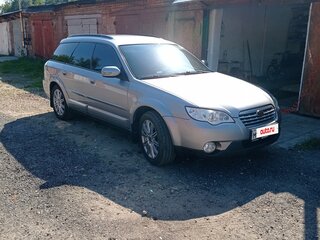 2007 Subaru Outback III Рестайлинг, серебристый, 900000 рублей, вид 3