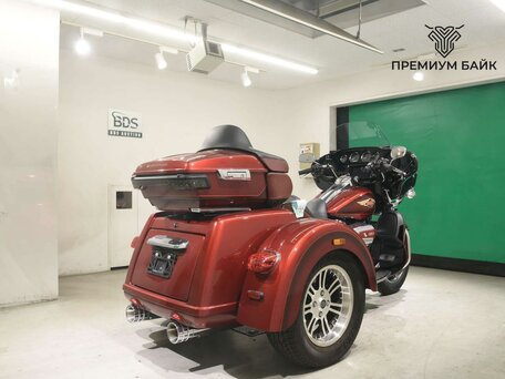 2024 Harley-Davidson Tri Glide, красный, 5499000 рублей, вид 5