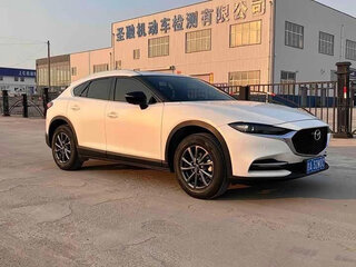 2022 Mazda CX-4 I Рестайлинг, белый, 2000000 рублей, вид 1