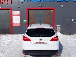2017 Ford Focus III Рестайлинг, белый, 695000 рублей, вид 5