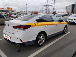 2018 Hyundai Sonata VII (LF) Рестайлинг, белый, 900000 рублей, вид 5