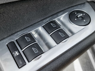 2008 Ford Focus II Рестайлинг, чёрный, 299000 рублей, вид 2