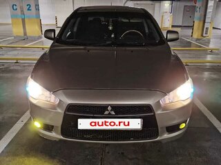 2007 Mitsubishi Lancer X, бежевый, 600000 рублей, вид 4