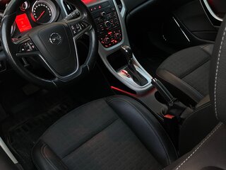 2012 Opel Astra GTC J Рестайлинг, чёрный, 815000 рублей, вид 4