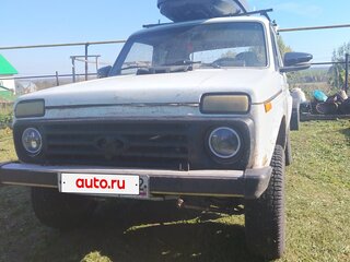 2000 Lada (ВАЗ) 2121 (4x4) I Рестайлинг, белый, 149000 рублей, вид 1