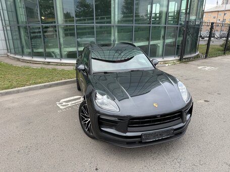 2022 Porsche Macan I Рестайлинг 2, серый, 7245000 рублей, вид 3
