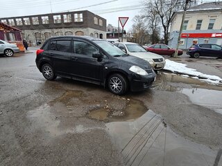2007 Nissan Tiida I, чёрный, 390000 рублей, вид 4