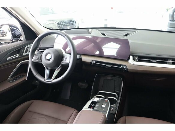 2025 BMW X1 Long 25Li xDrive III (U11/U12), чёрный, 6040000 рублей - вид 12
