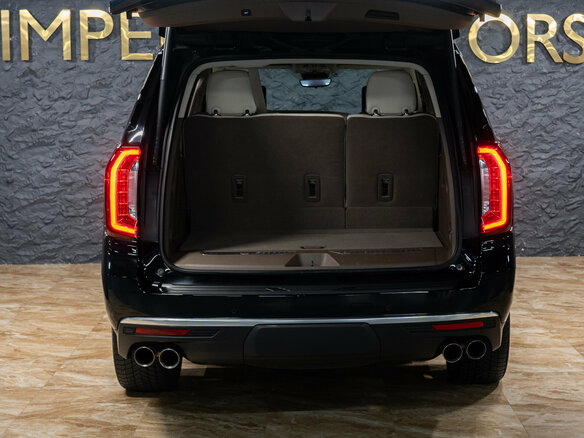 2023 GMC Yukon V, чёрный, 8350000 рублей - вид 8