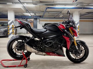 2017 Suzuki GSX-S 1000, чёрный, 780000 рублей, вид 2