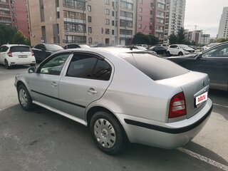 2008 Skoda Octavia I (A4) Рестайлинг, серебристый, 600000 рублей, вид 3