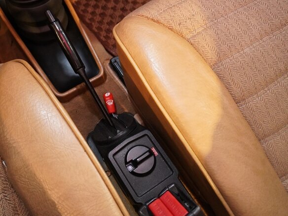 1981 Porsche 911 II (911, 930), красный - вид 22