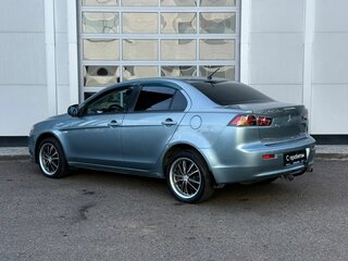 2011 Mitsubishi Lancer X Рестайлинг, зелёный, 664000 рублей, вид 3