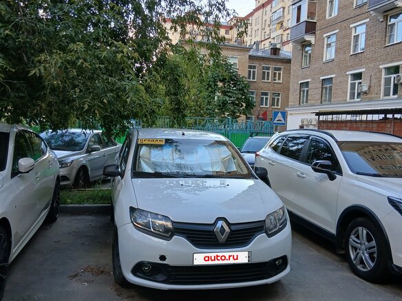 2017 Renault Logan II, белый, 350000 рублей - вид 1