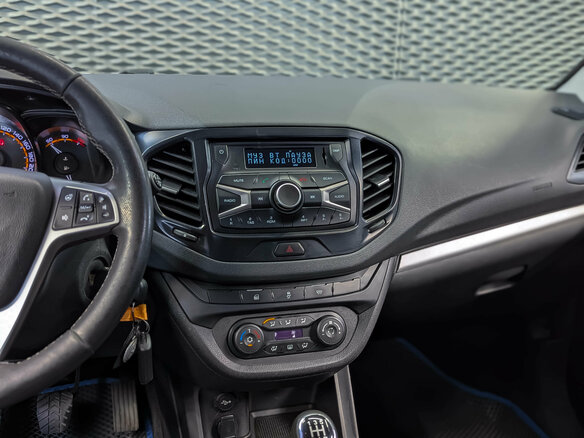 2020 Lada (ВАЗ) Vesta SW I, белый, 1030000 рублей - вид 15