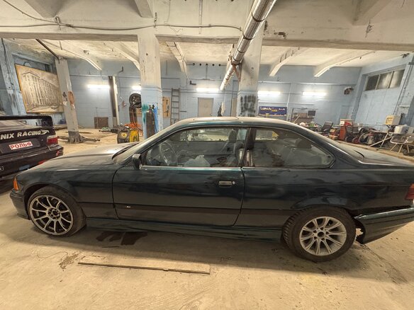 1996 BMW 3 серии 320i III (E36), зелёный - вид 5