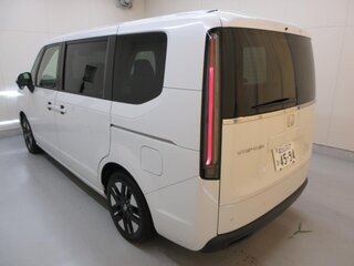 2022 Honda Stepwgn VI, белый, 2168000 рублей, вид 4