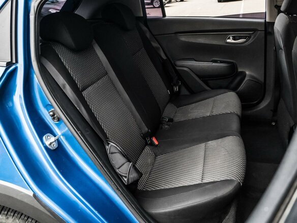 2018 Kia Rio X-Line IV, синий, 1174000 рублей - вид 6