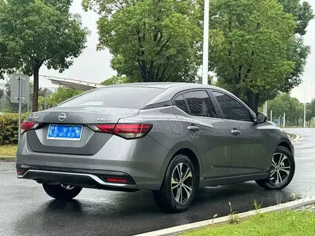 2023 Nissan Sylphy IV (B18) Рестайлинг, серый, 1640000 рублей, вид 5