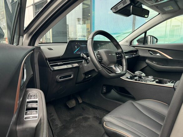 2023 Omoda C5 I, серый, 1750000 рублей - вид 9