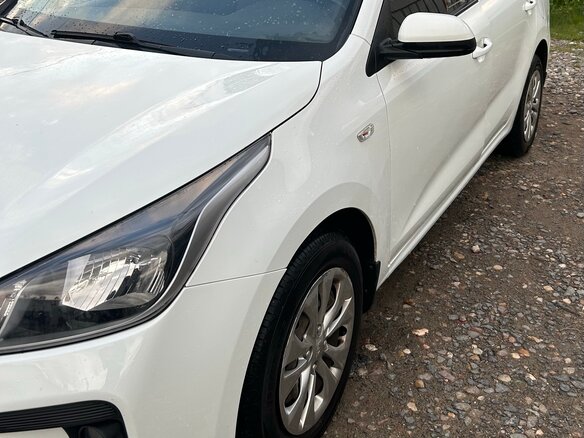 2018 Kia Rio IV, белый, 1280000 рублей - вид 1